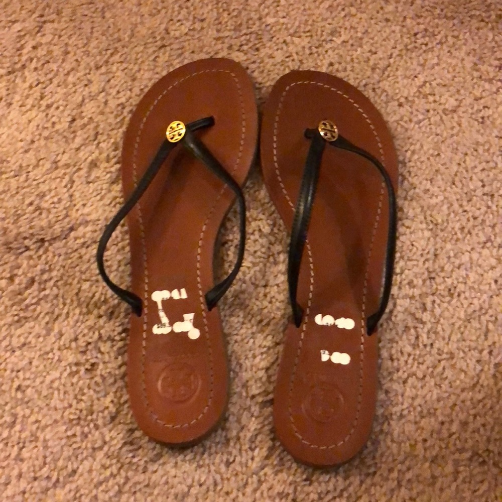 NEW TORY BURCH FLIP FLOPS